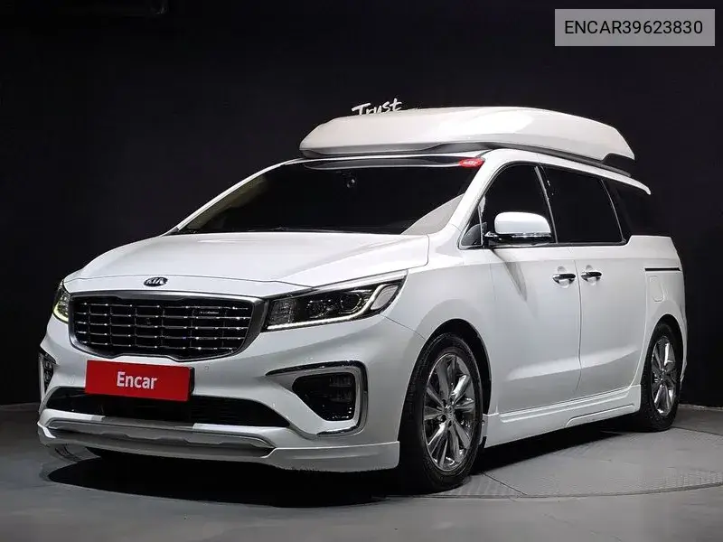 Kia Carnival 2019 года выпуска