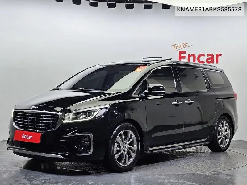 Kia Carnival 2019 года выпуска