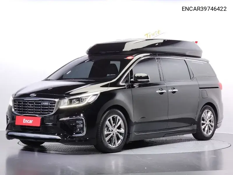 Kia Carnival 2019 года выпуска