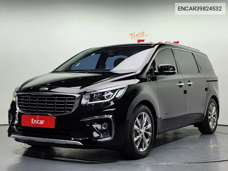 Kia Carnival 2019 года выпуска