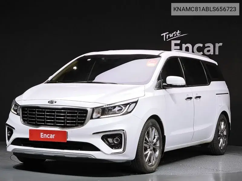 Kia Carnival 2020 года выпуска