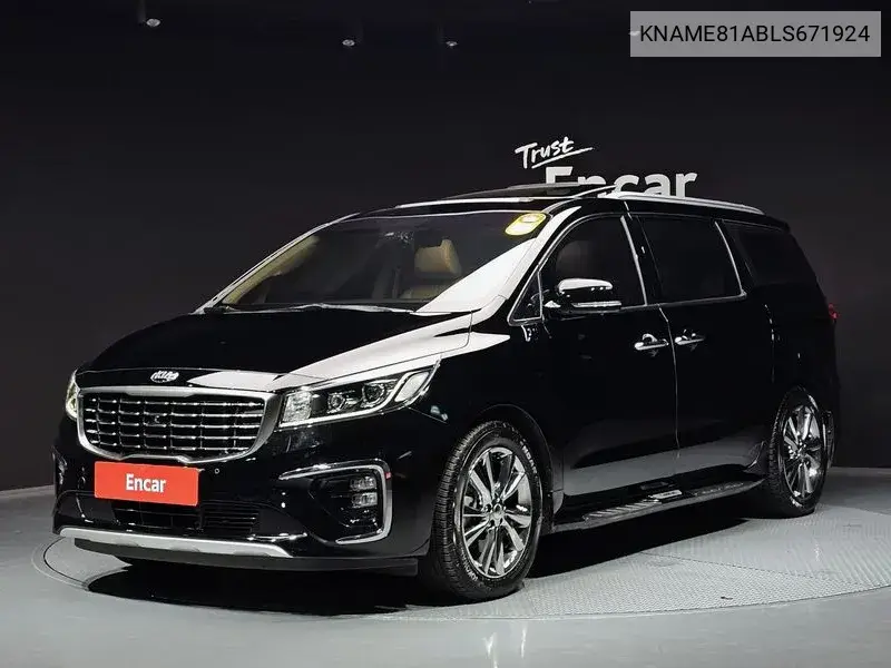 Kia Carnival 2020 года выпуска