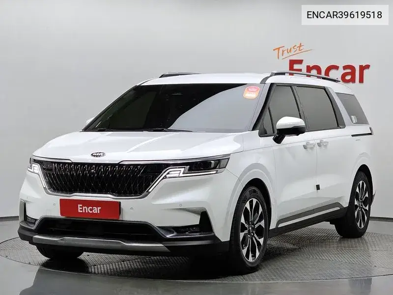 Kia Carnival 2021 года выпуска