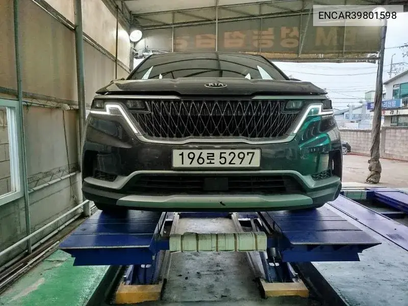Kia Carnival 2021 года выпуска