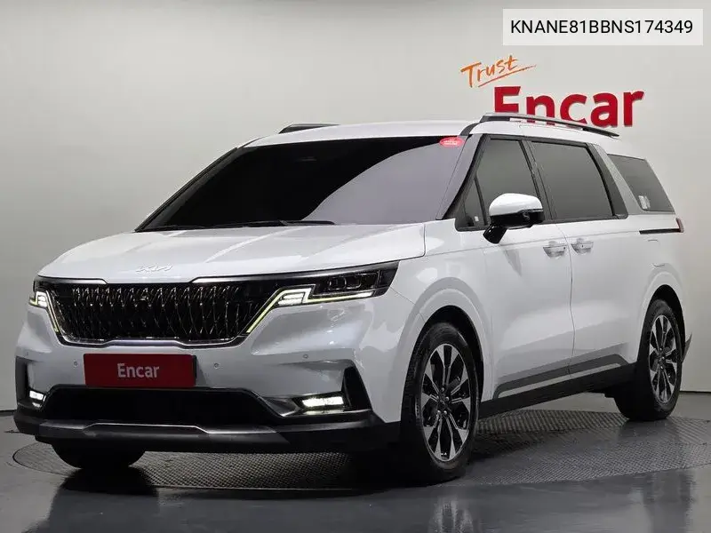 Kia Carnival 2022 года выпуска
