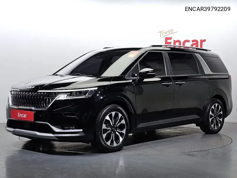 Kia Carnival 2022 года выпуска