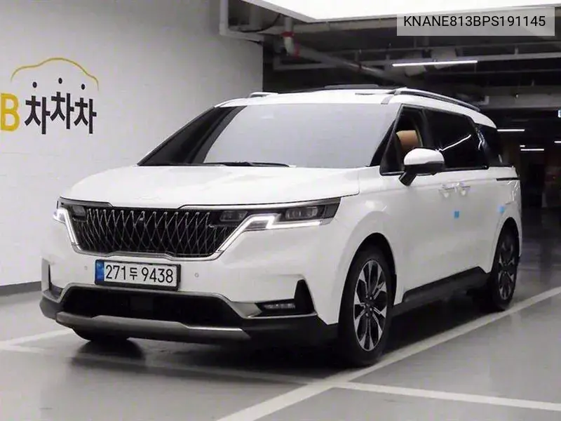 Kia Carnival 2022 года выпуска