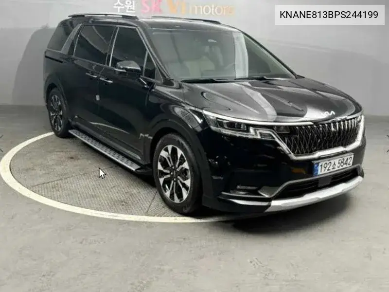 Kia Carnival 2022 года выпуска