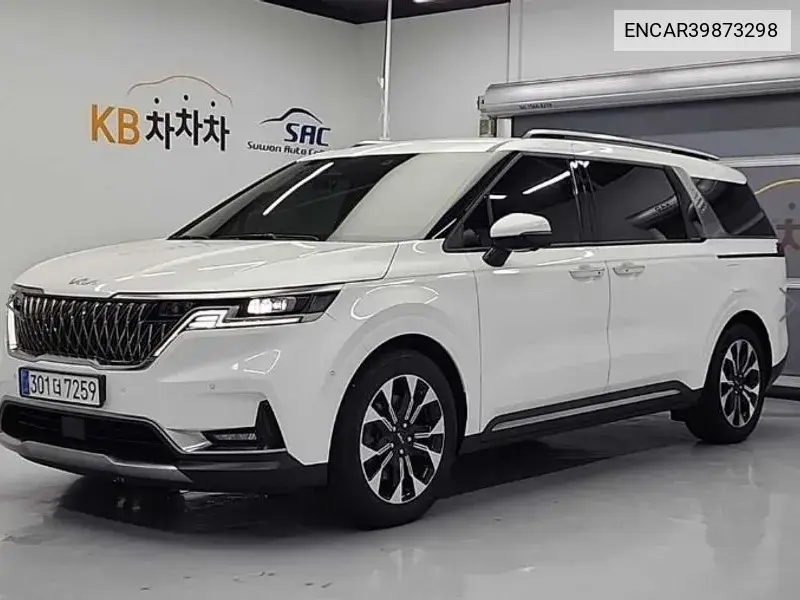 Kia Carnival 2022 года выпуска