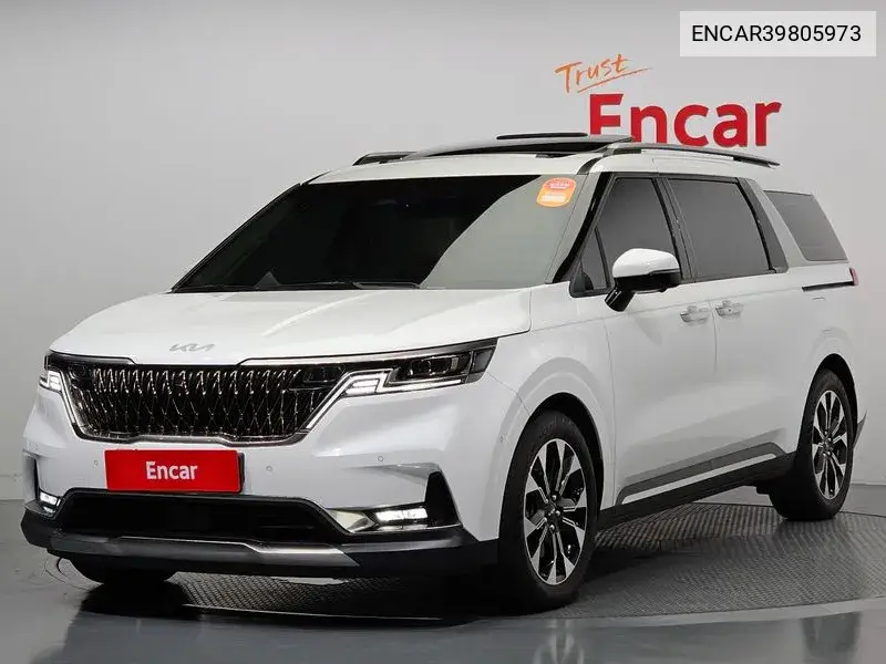 Kia Carnival 2023 года выпуска