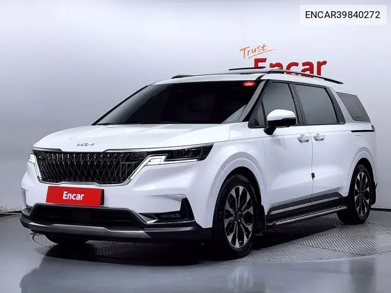 Kia Carnival 2023 года выпуска