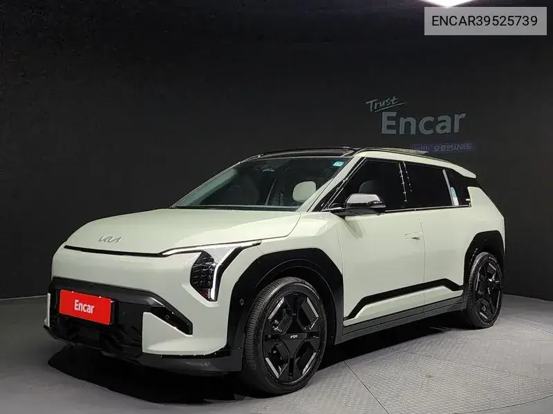 Kia EV3 2024 года выпуска