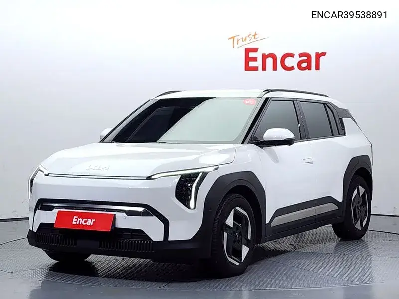 Kia EV3 2024 года выпуска
