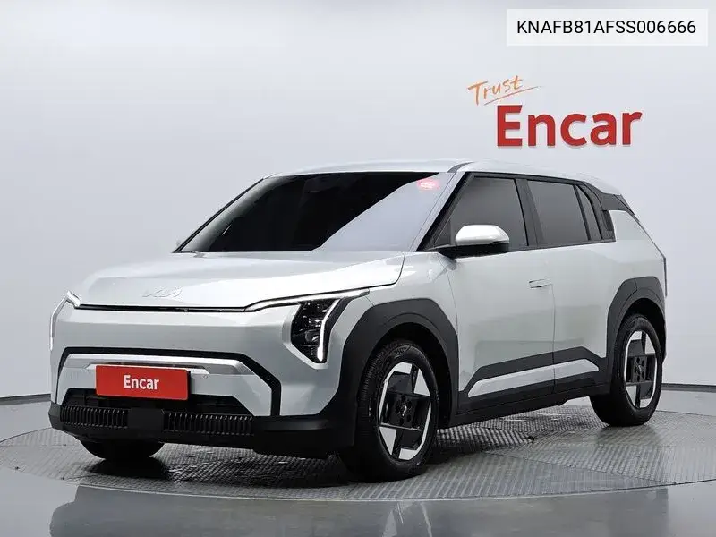 Kia EV3 2024 года выпуска
