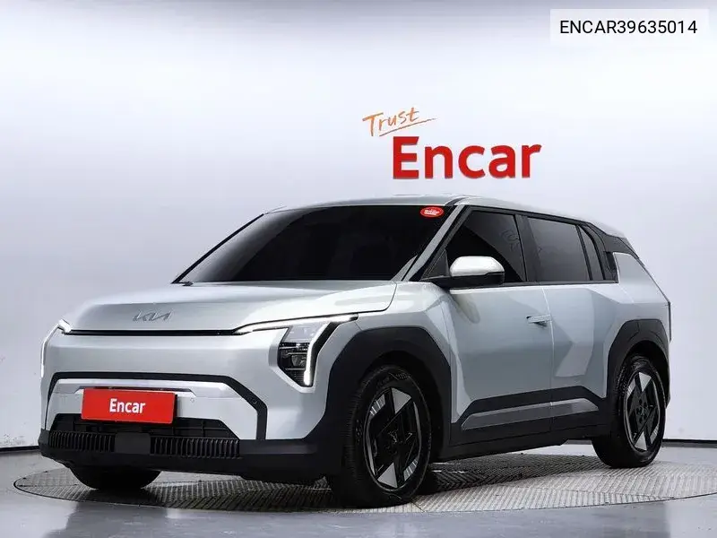 Kia EV3 2024 года выпуска