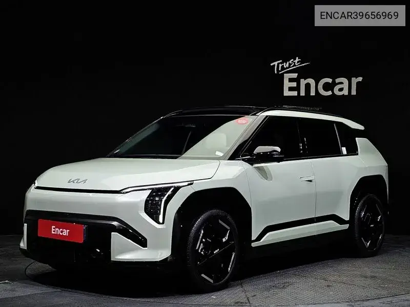 Kia EV3 2024 года выпуска