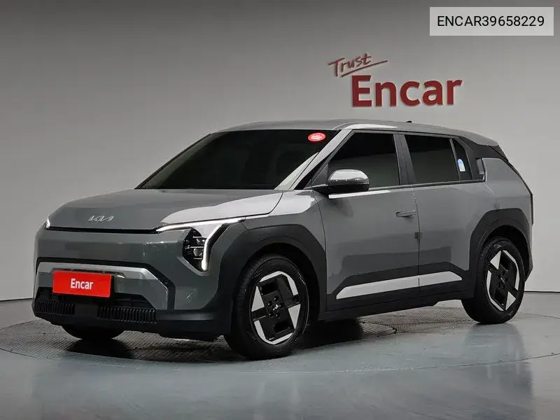Kia EV3 2024 года выпуска