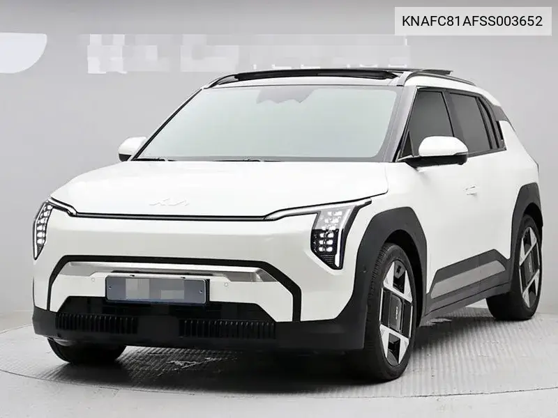 Kia EV3 2024 года выпуска