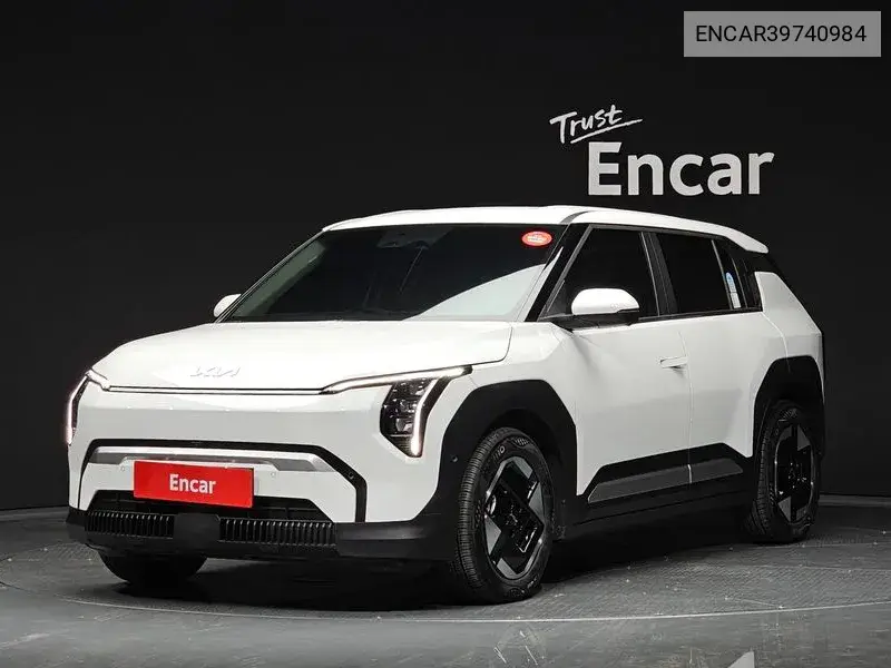 Kia EV3 2024 года выпуска