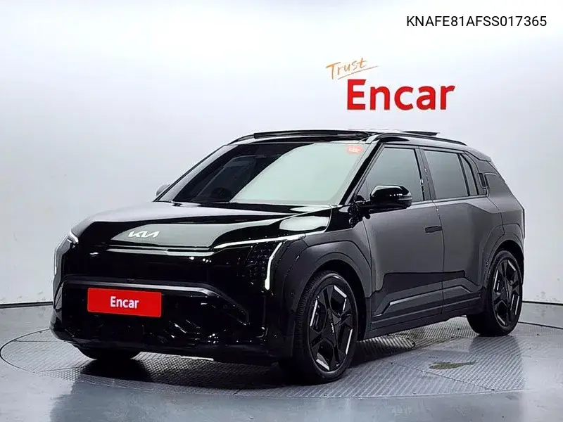 Kia EV3 2024 года выпуска