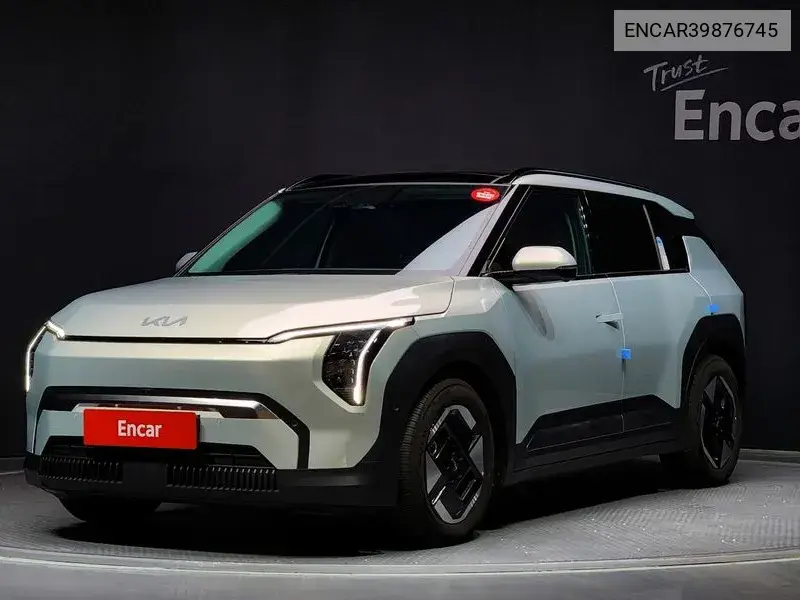 Kia EV3 2024 года выпуска
