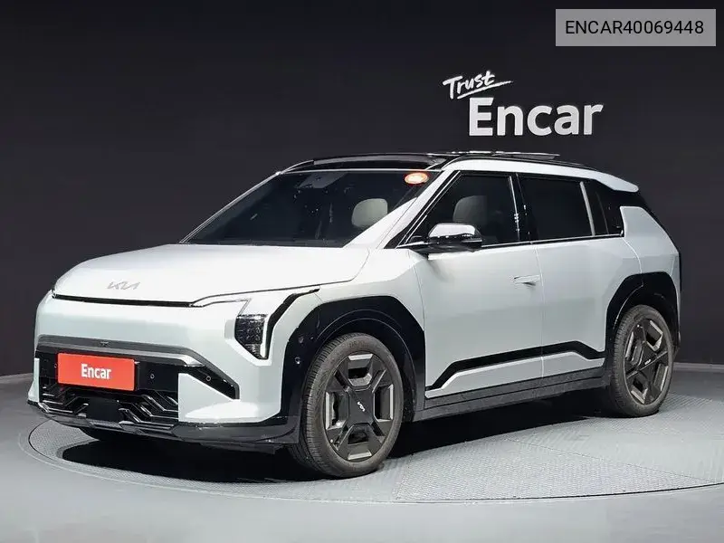 Kia EV3 2024 года выпуска