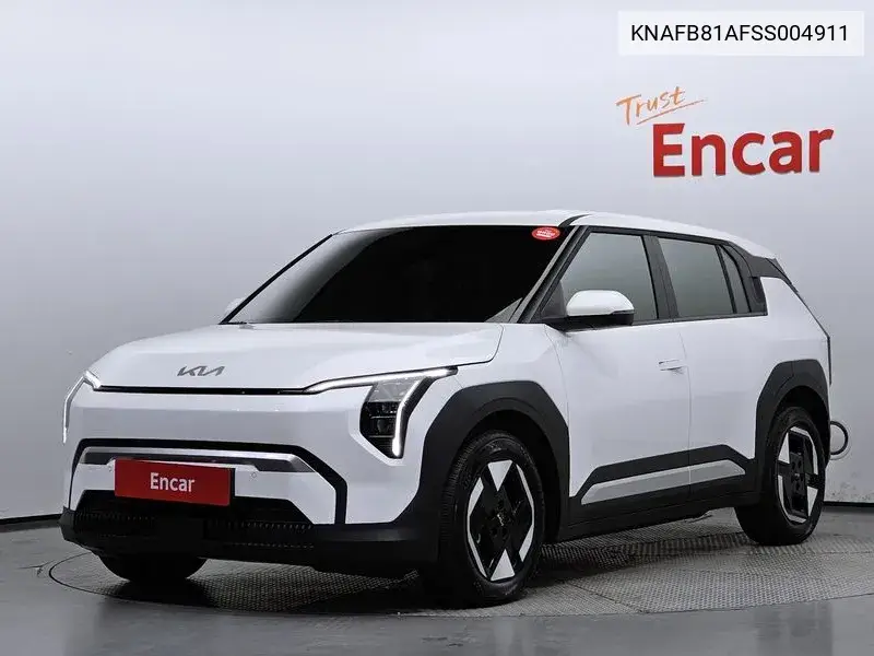 Kia EV3 2025 года выпуска