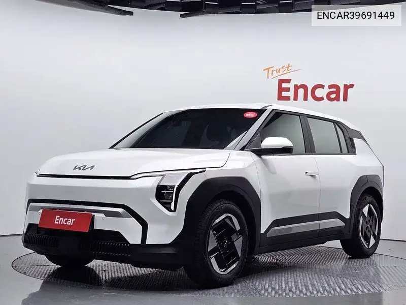 Kia EV3 2025 года выпуска