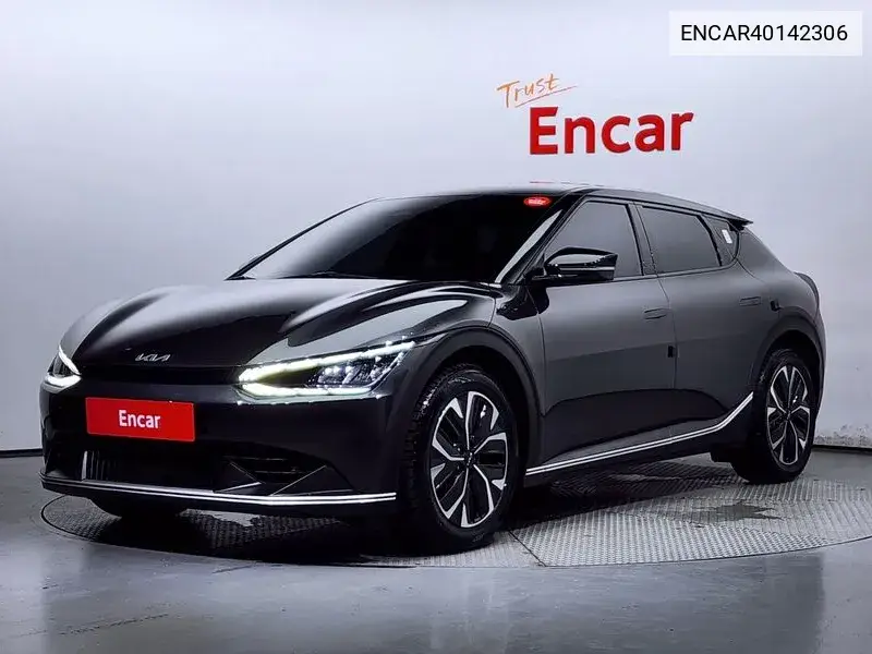 Kia EV6 2022 года выпуска
