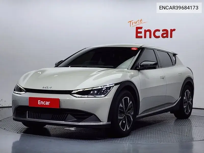 Kia EV6 2023 года выпуска
