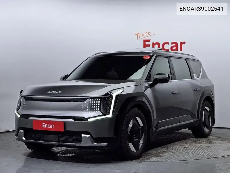 Kia EV9 2023 года выпуска