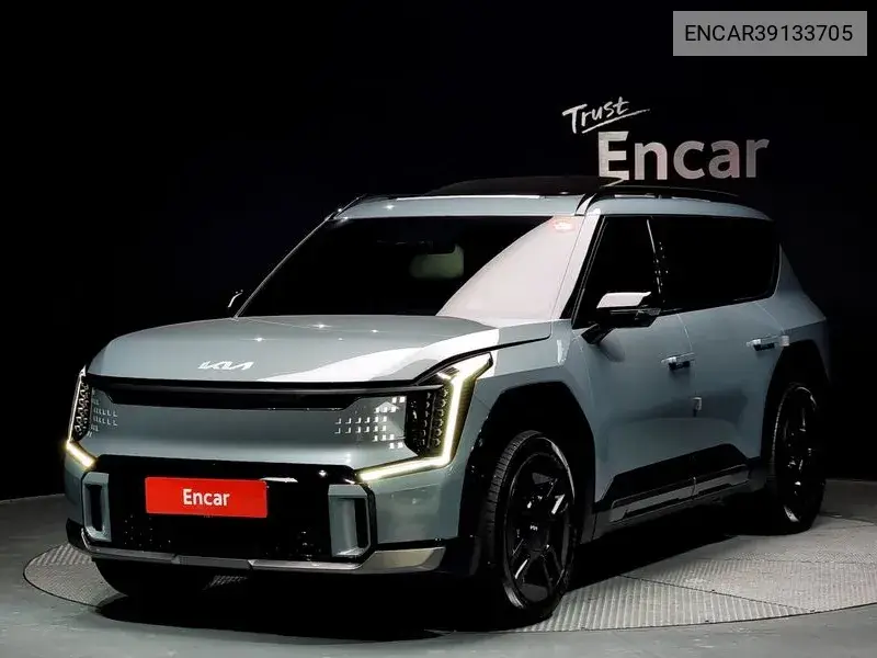 Kia EV9 2023 года выпуска