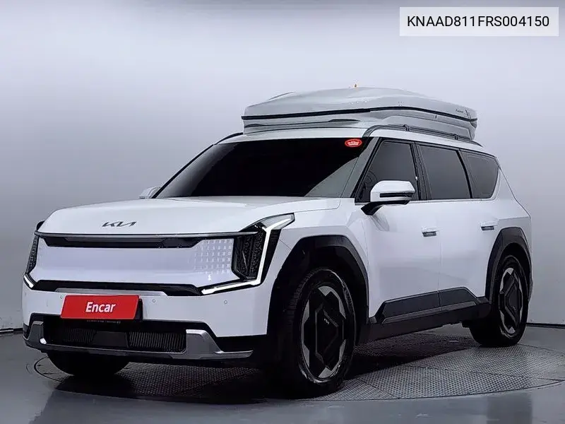 Kia EV9 2023 года выпуска