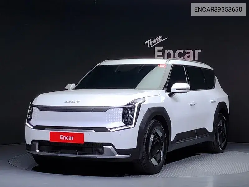 Kia EV9 2023 года выпуска