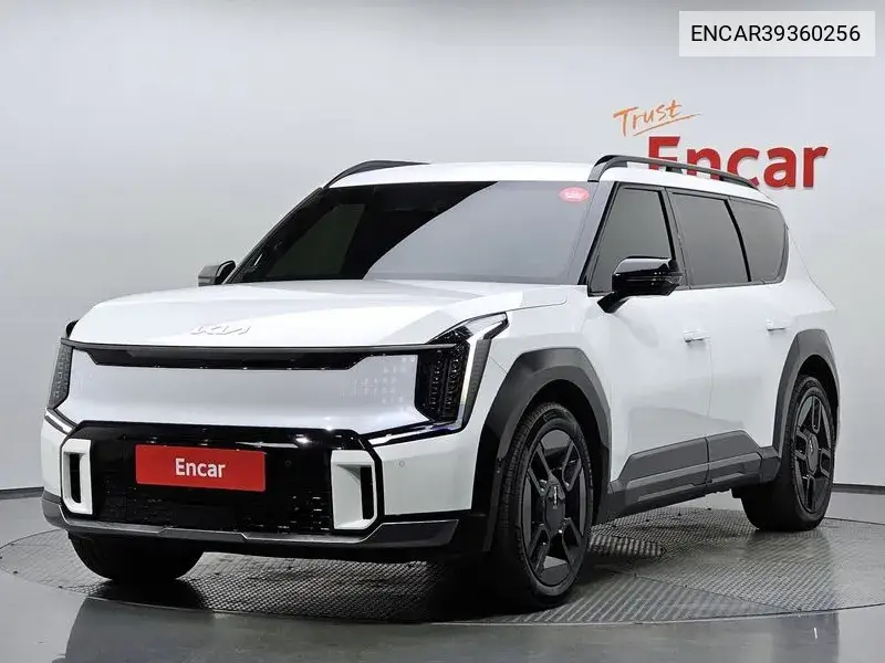 Kia EV9 2023 года выпуска