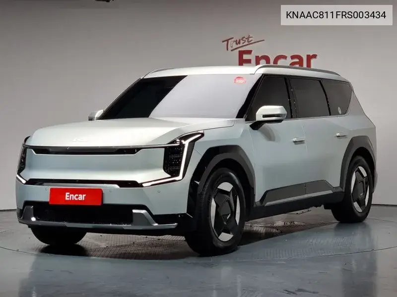 Kia EV9 2023 года выпуска