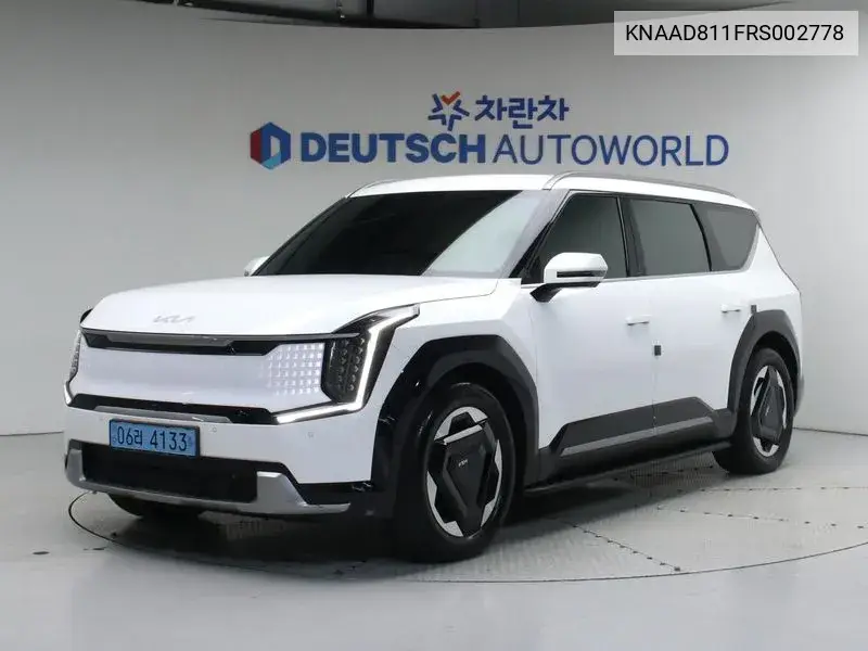 Kia EV9 2023 года выпуска