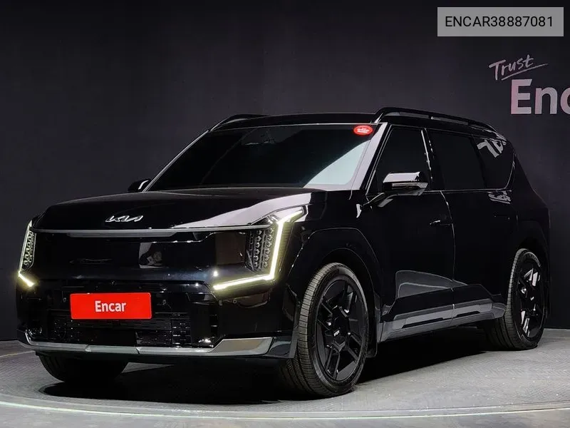 Kia EV9 2024 года выпуска
