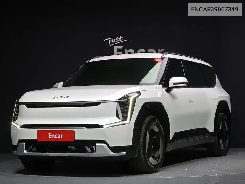 Kia EV9 2024 года выпуска
