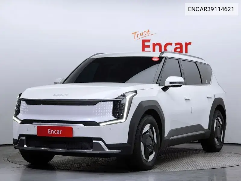 Kia EV9 2024 года выпуска