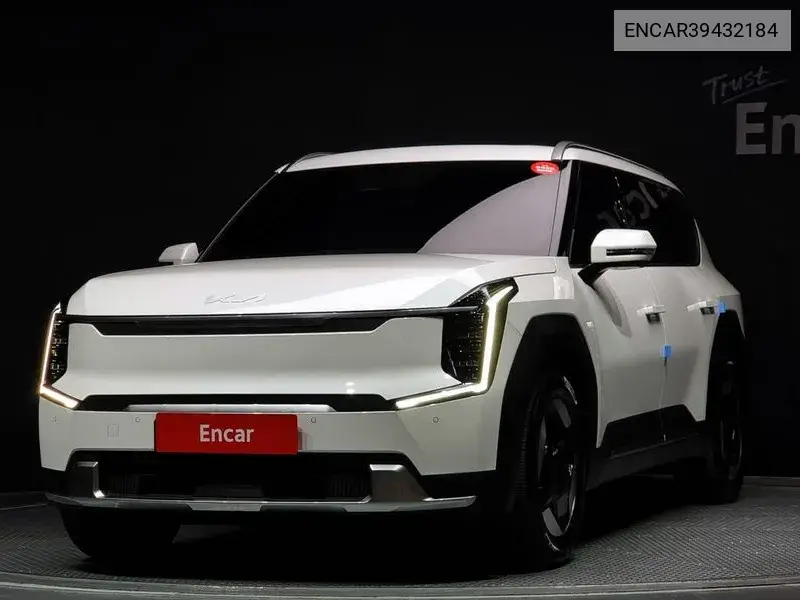 Kia EV9 2024 года выпуска