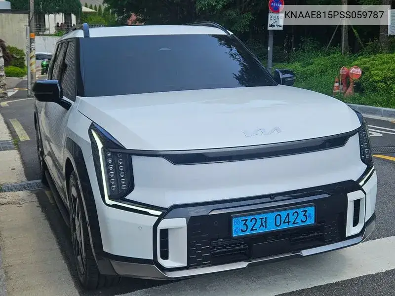 Kia EV9 2024 года выпуска