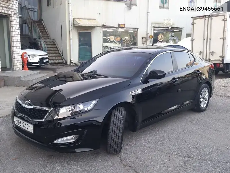 Kia K5 2012 года выпуска