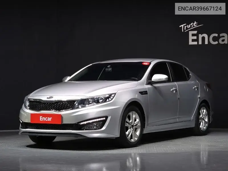 Kia K5 2012 года выпуска