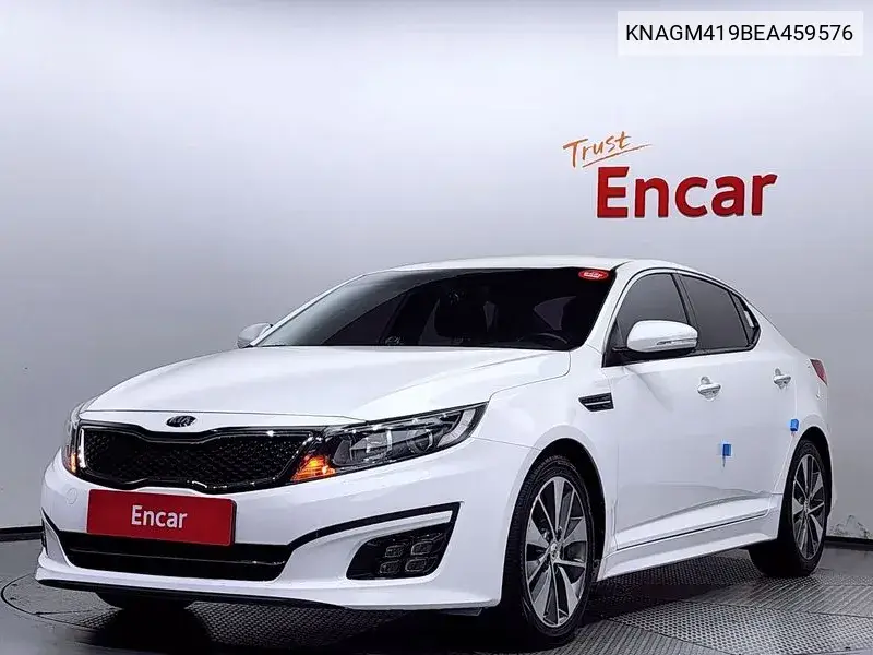 Kia K5 2013 года выпуска