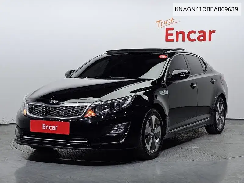 Kia K5 2014 года выпуска