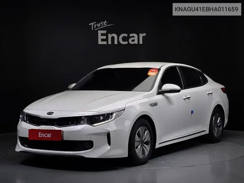 Kia K5 2017 года выпуска
