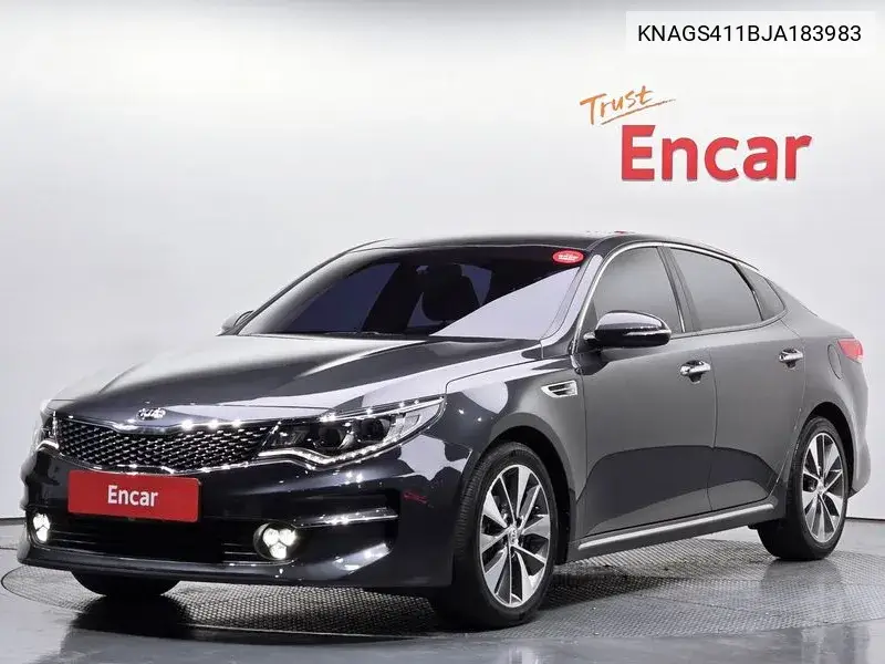 Kia K5 2017 года выпуска