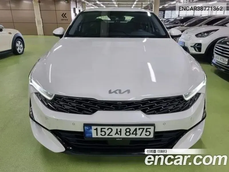 Kia K5 2020 года выпуска