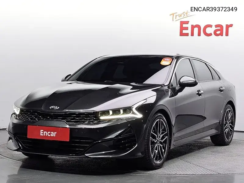 Kia K5 2020 года выпуска